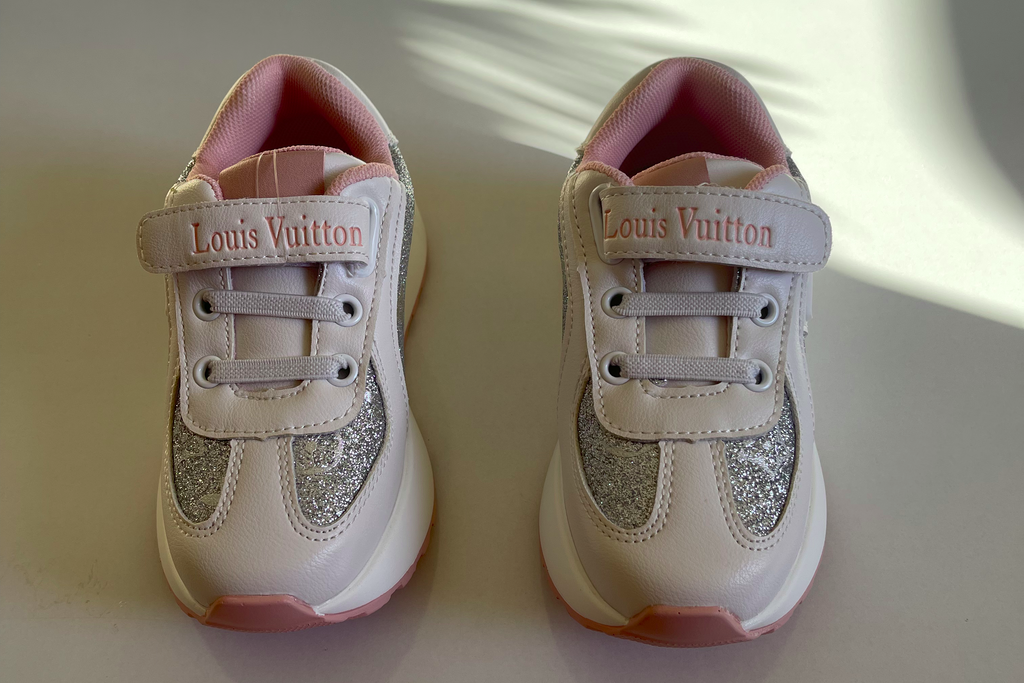 NEO RUN AWAY LV INSPIRED