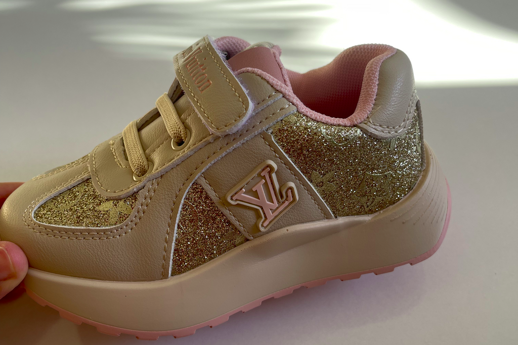 NEO RUN AWAY LV INSPIRED