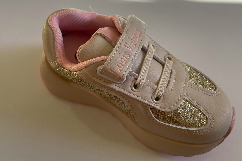 NEO RUN AWAY LV INSPIRED