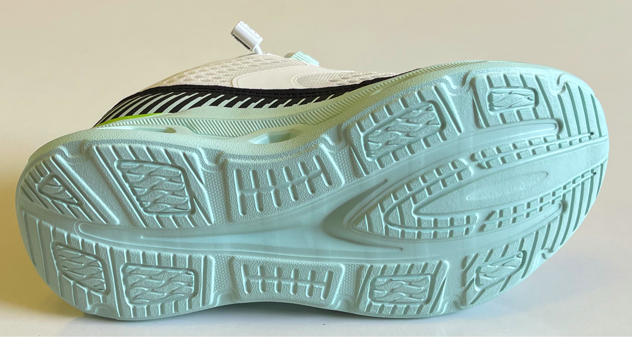 GLIDE-STEP ALTUS  SKECHERS INSPIRED