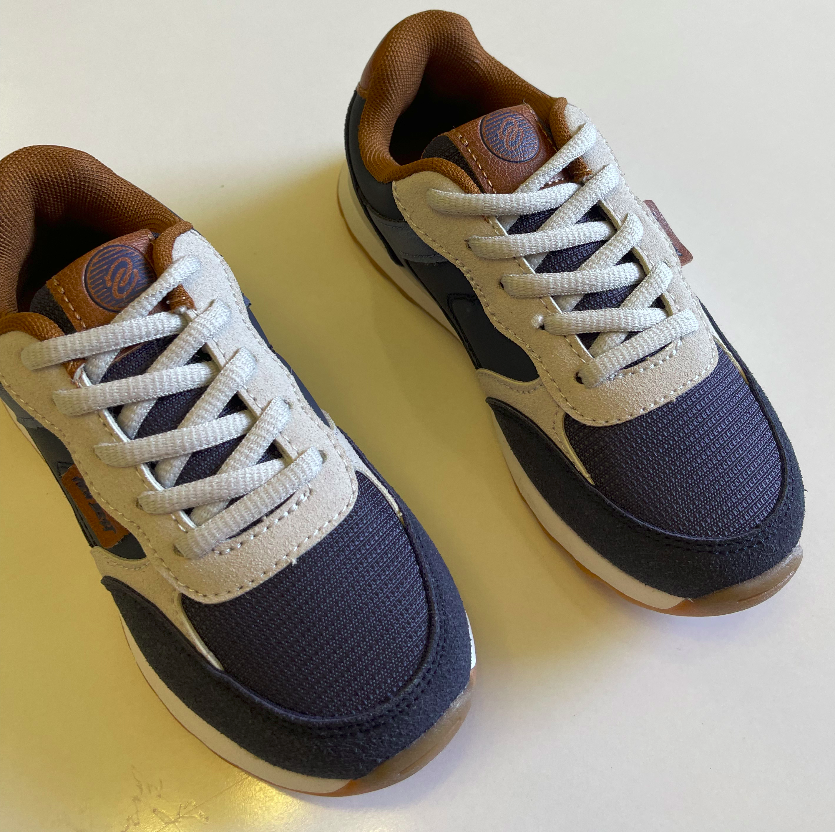 Deportivo Mustang INSPIRED