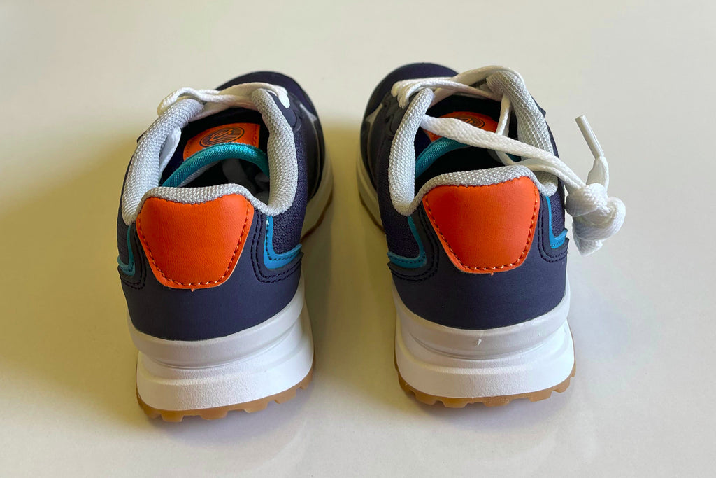 Trainers Compact Mustang INSPIRED