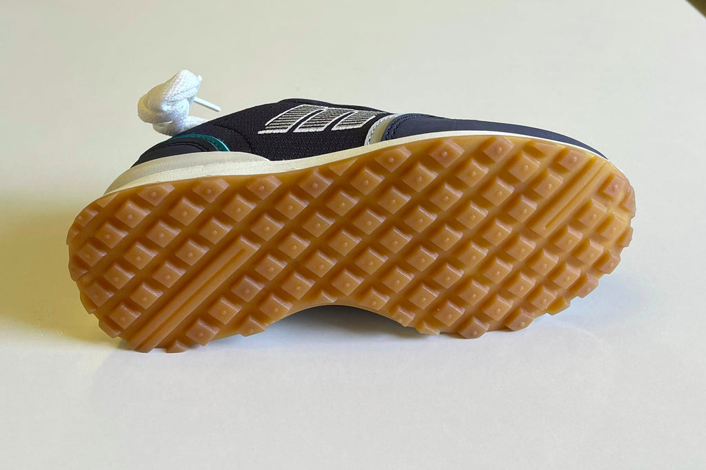 Trainers Compact Mustang INSPIRED