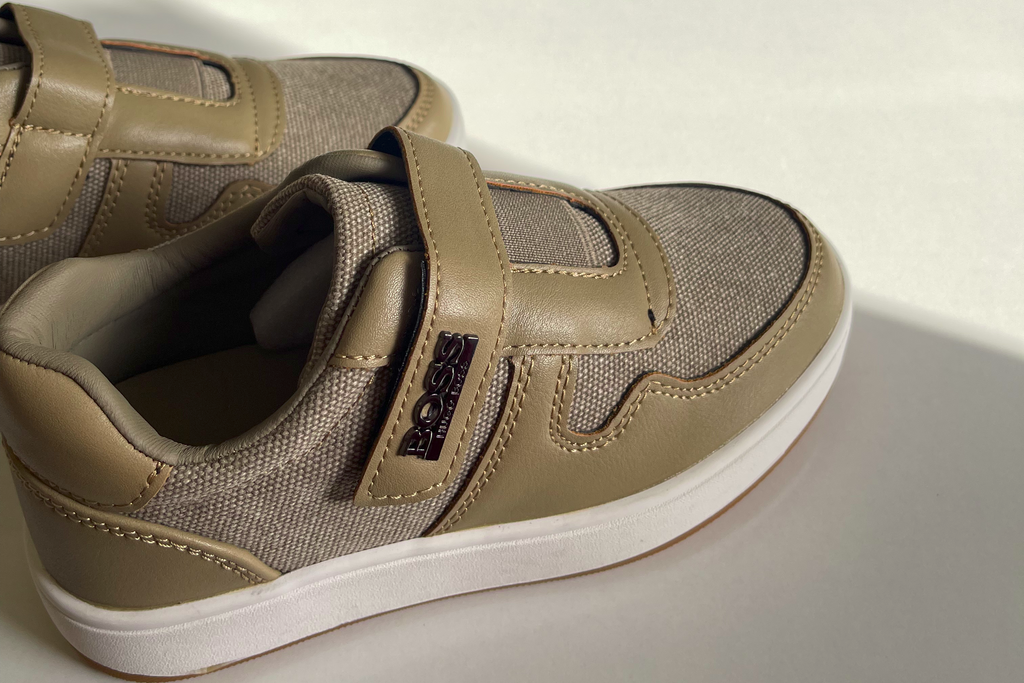 ARTHUR BOSS INSPIRED