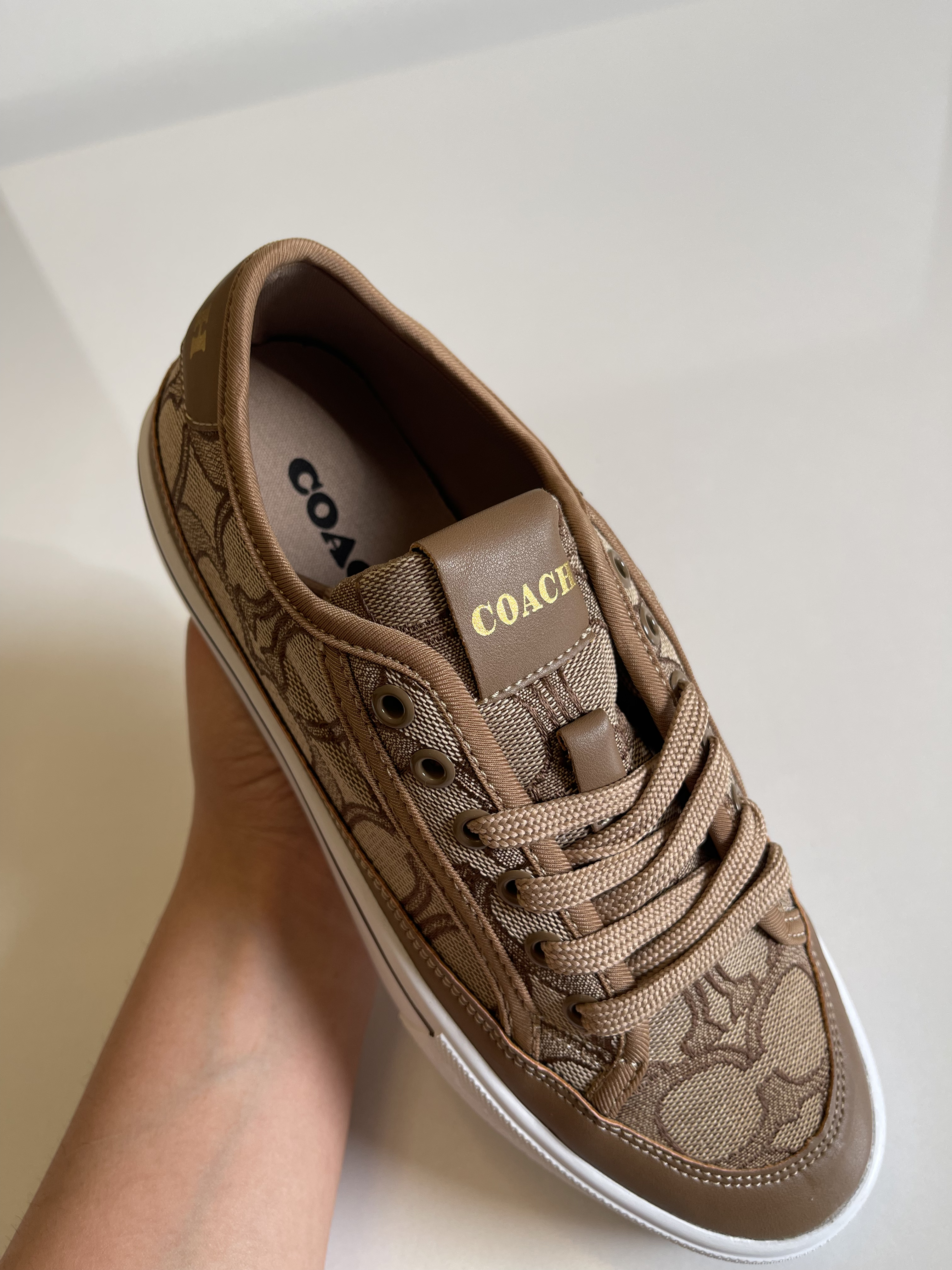 L'ABSOLUE COACH INSPIRED